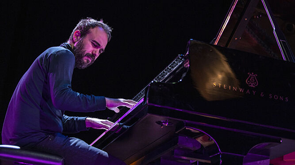 Moisés P. Sánchez