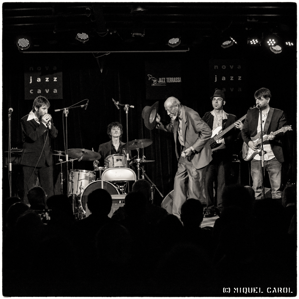 Tail Dragger & Tota Blues Band