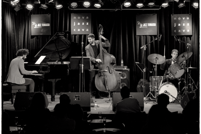 Xavi Castillo Trio