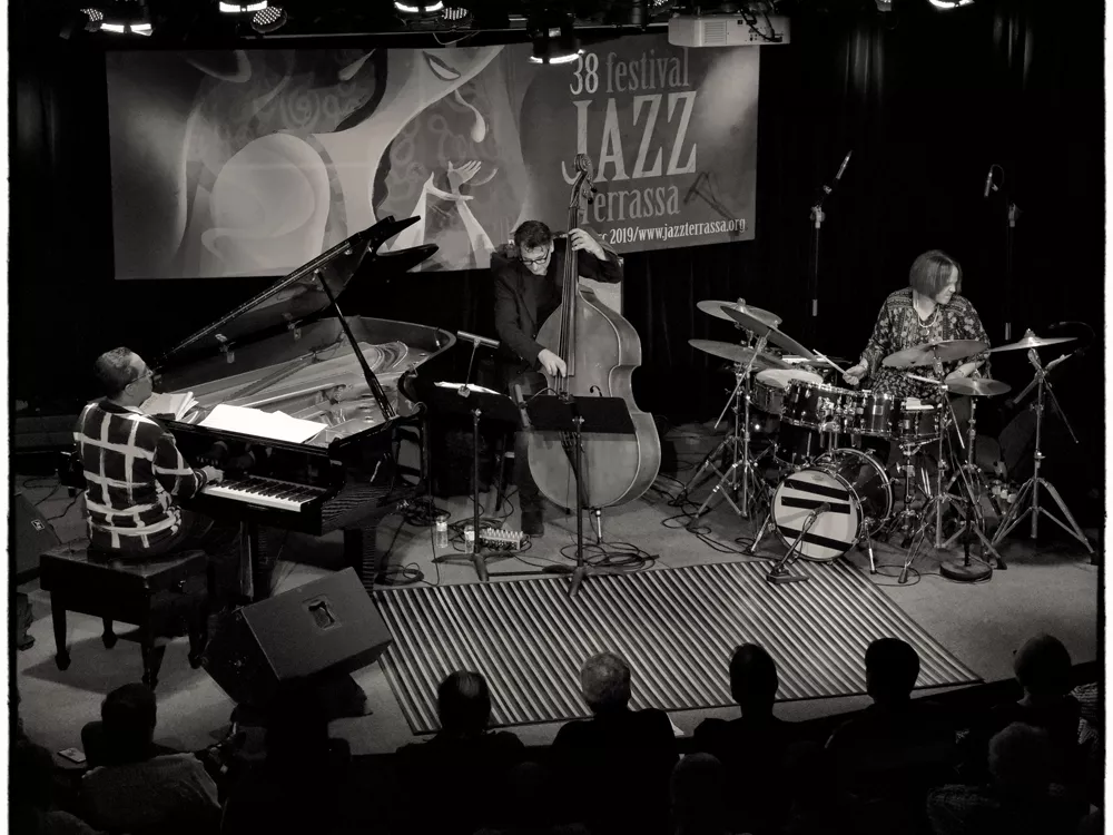 38 FJT Children Of The Light 2019