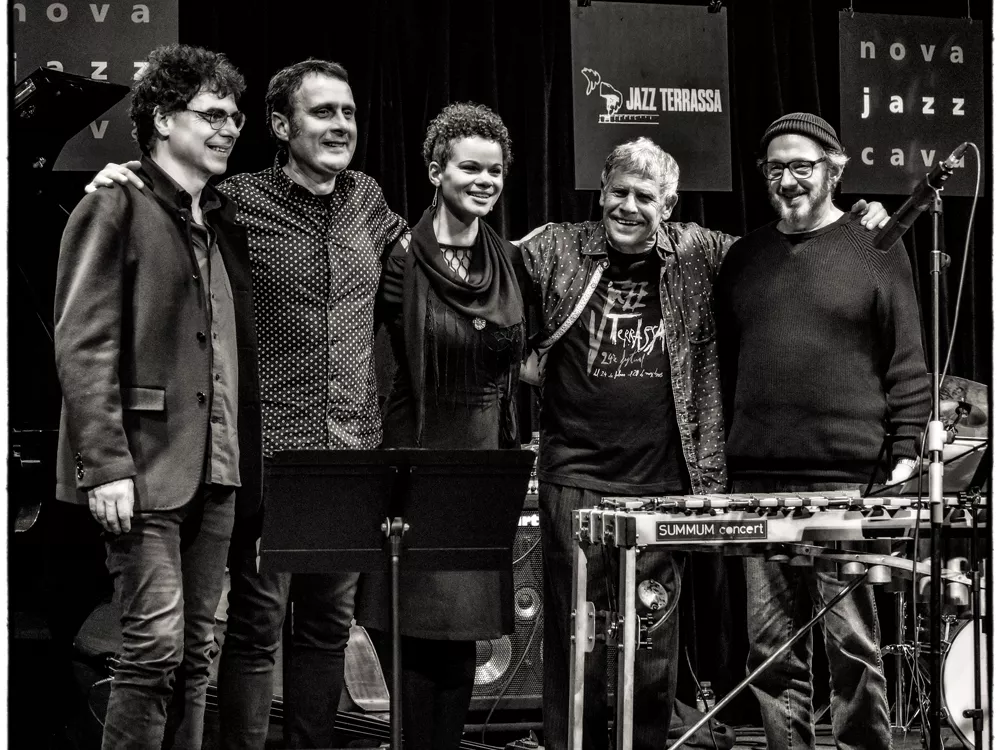 Geni Barry Quartet Feat. Sabine Van Waesberghe
