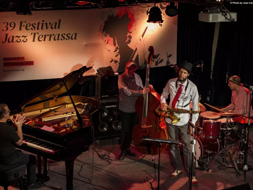 Yonathan Avishai Trio & Ariel Brínguez