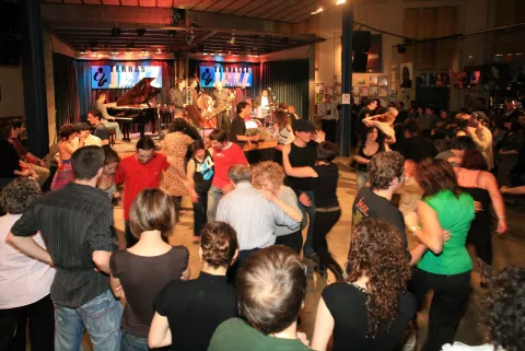 Lindy Hop Nova Jazz Cava