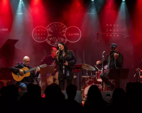 Anna Luna Septet Argentina besa el Mediterráneo