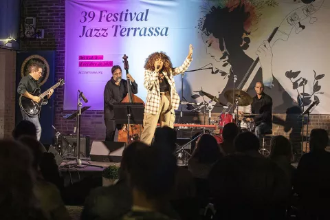 Atenea Carter & Groove Collective