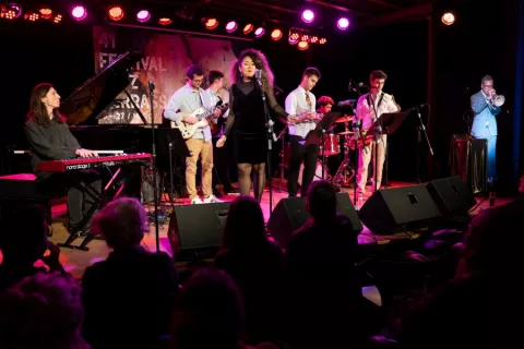 Jan Julià Grup Feat. Atenea Carter