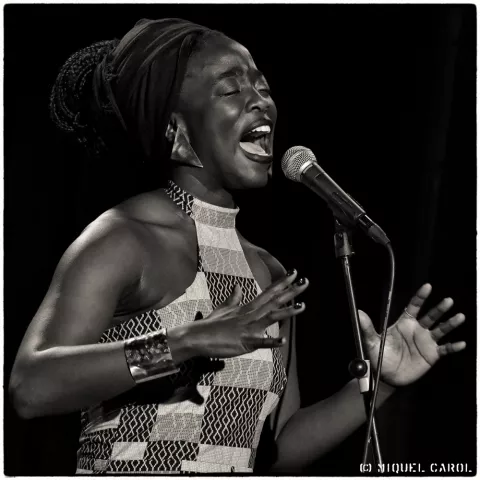 Yolanda Sey