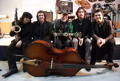 Hot Carajillo's Happy Band