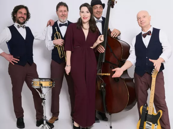 Nadya Makoeva & Jumble Sounds