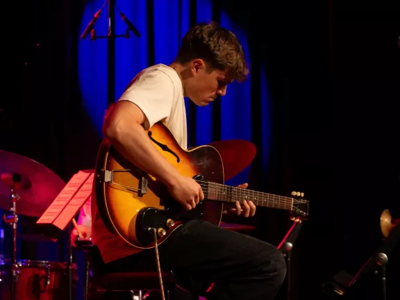 Eliott Knueets