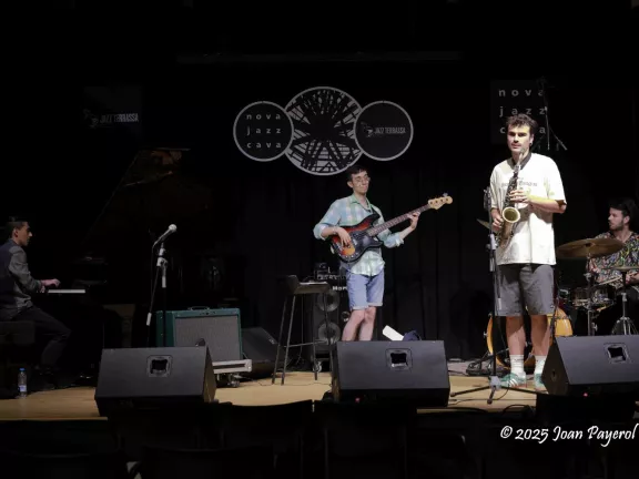 Oriol Ventura Grup feat. Joaquin Fuentes