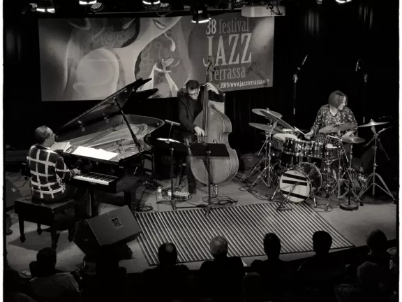 38 FJT Children Of The Light 2019