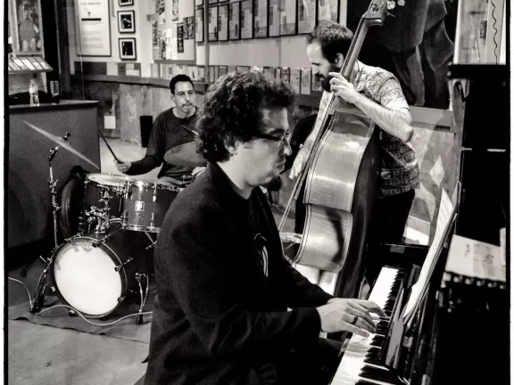 Sergi Sirvent Smooth Trio