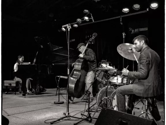 Jinjoo Yoo Trio