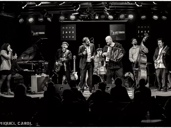 Victor Puertas & The Mellow Tones feat JT Lauritsen