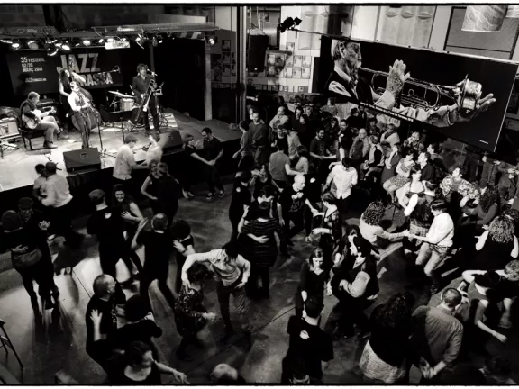 Bumpy Roof Band-Sessió Golfa de Lindy Hop