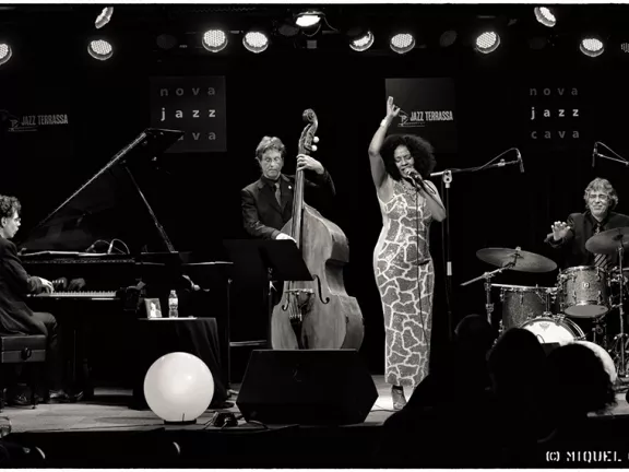 Violeta Curry Quartet